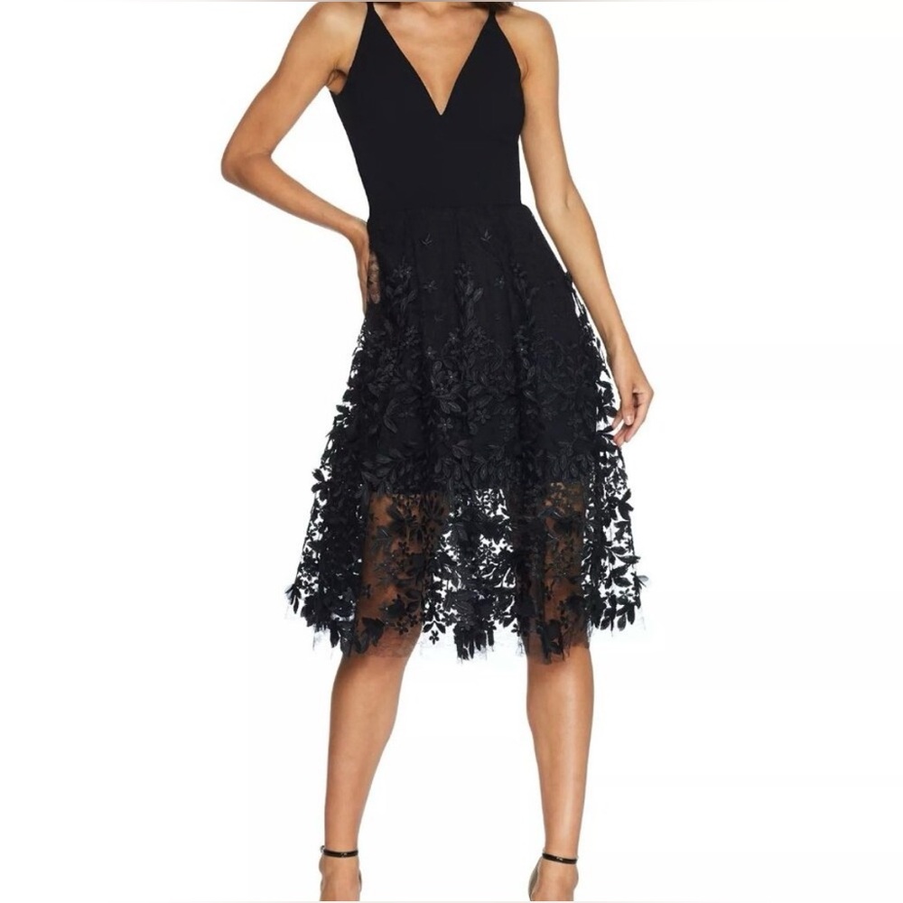 NWT Dress the Population Darleen Deep V Floral-Appliqué Dress Black Women’s Sz M